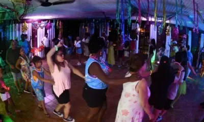 Baile de Carnaval do Hotel Vale do Sonho Encerra Carnavale com Chave de Ouro