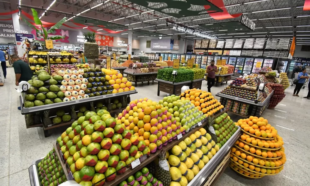 Achei Atacarejo Inaugura Loja em São José com Grande Sucesso