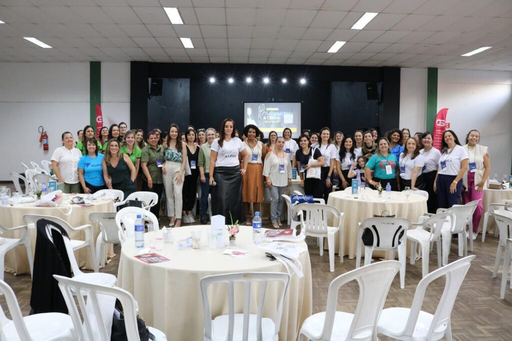 Caminhada Mulheres à Obra promove saúde, bem-estar e networking em Caraguatatuba.