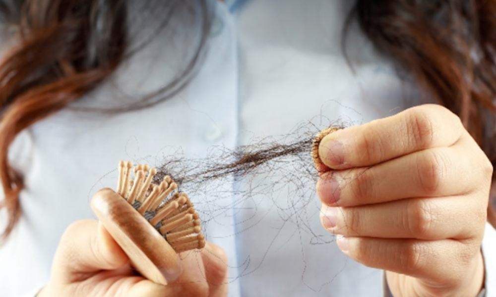Alopecia: Causas, Impactos e o Mega Hair como Alternativa