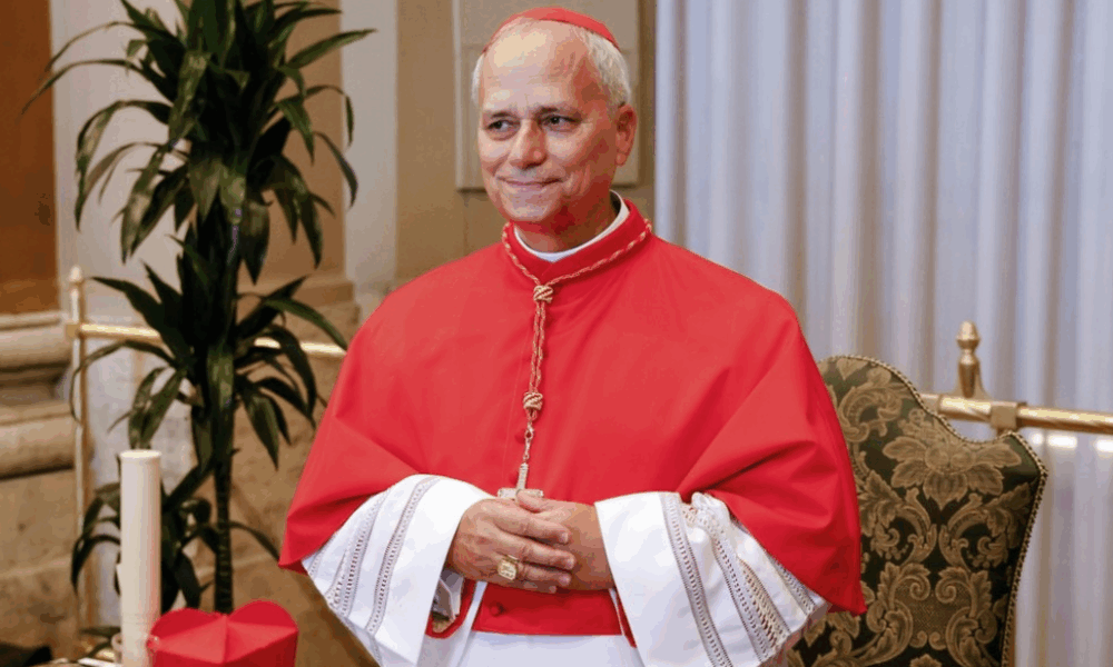 Quem é o novo papa 2025