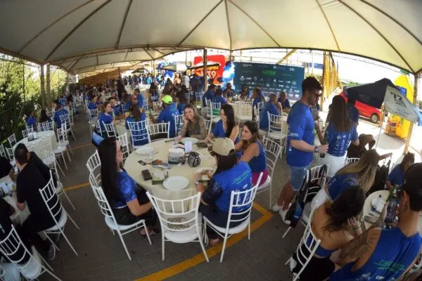 Sucesso em vendas, Feijoada012 traz Grupo Bom Gosto dia 20