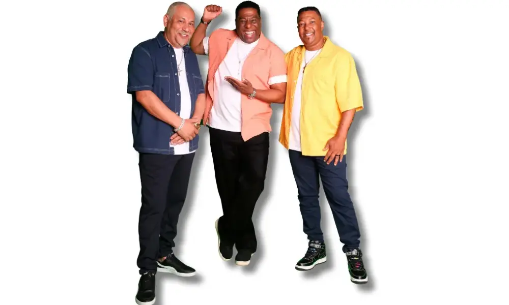 Novo show nostálgico, “Samba 90 Graus”, agita SJCampos