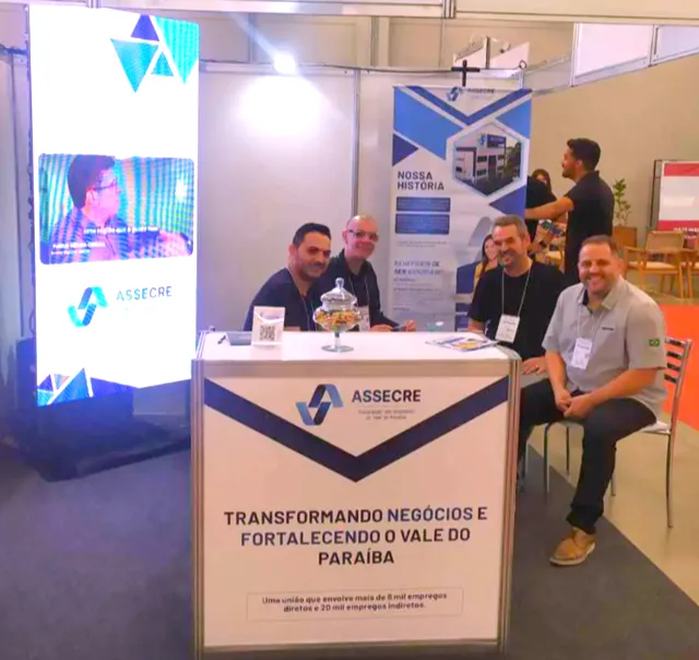 ASSECRE participa do Jacareí Summit com foco em desenvolvimento e inovação