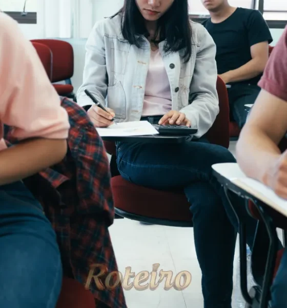 ENEM 2025 estudantes fazendo a prova