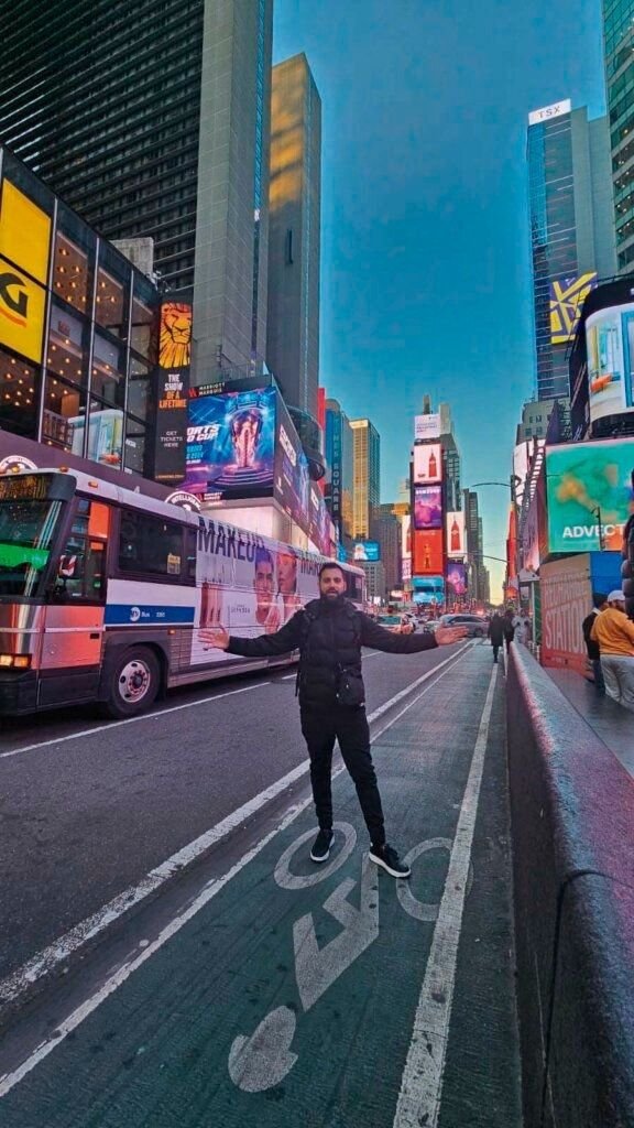Luis Guilherme Melo em Time Square