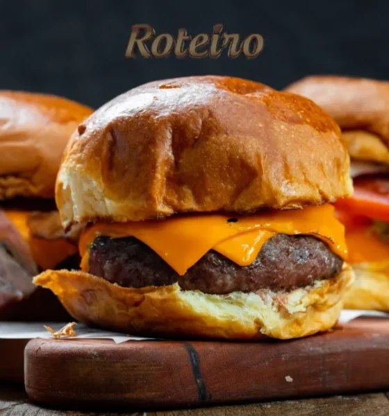 Hamburguer artesanal suculento com blend de carnes Majestade em evento no Shopping Jardim Oriente SJC.