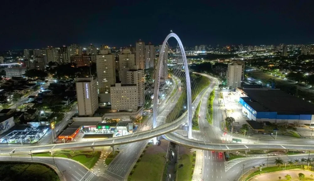 Ponte Estaiada Juana Blanco Gomez - arco da Inovação SJC