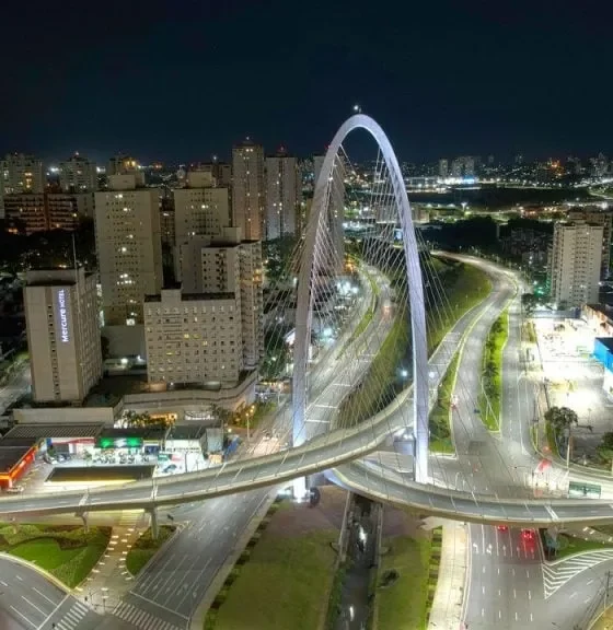 Ponte Estaiada Juana Blanco Gomez - arco da Inovação SJC
