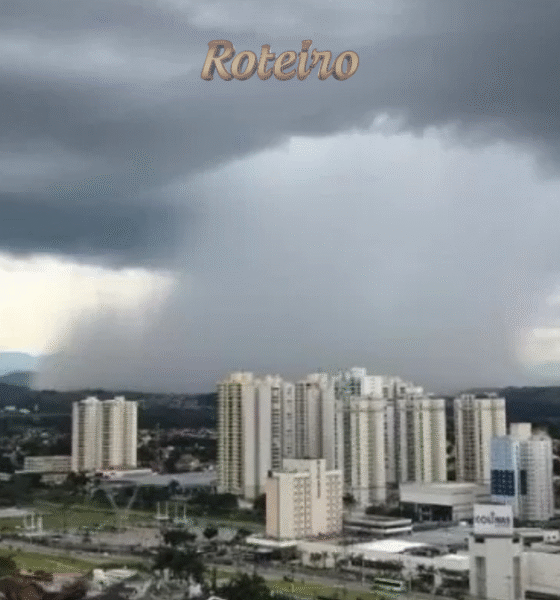 Céu encoberto por nuvens escuras e carregadas sobre São José dos Campos, indicando a chegada de tempestades e chuvas intensas conforme alerta laranja do Inmet.
