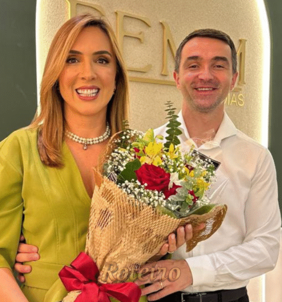 Os proprietários Elizângela e Mário recepcionam convidadas durante o coquetel de inauguração da nova Loja Conceito da Femm Joias no Jardim Aquarius, em São José dos Campos.