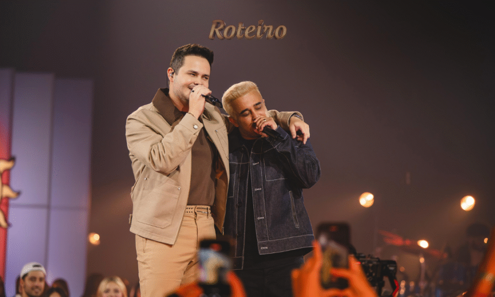 Banner promocional do evento Encontro do Vale em São José dos Campos, destacando a dupla sertaneja Matheus e Kauan. A arte apresenta informações sobre a promoção de ingressos duplos para os setores Pista, VIP e Front, com as fotos dos artistas e a logo oficial do evento.