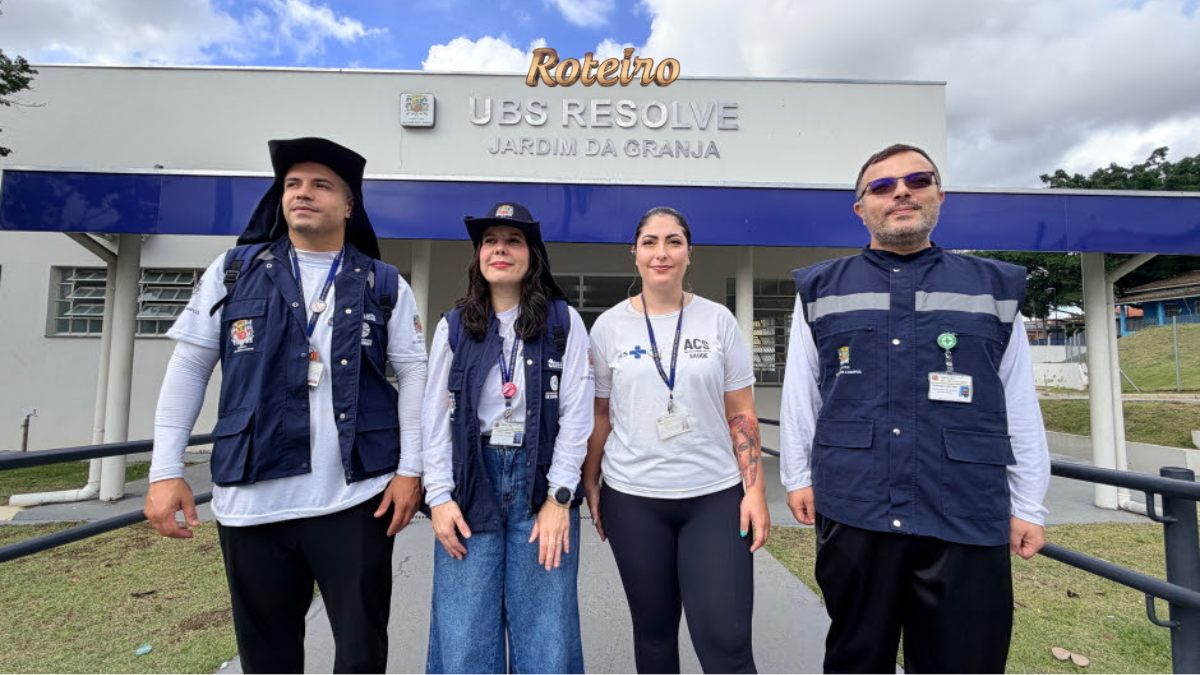 Agentes de saúde da Prefeitura de São José dos Campos SJC em frente à UBS Resolve Jardim da Granja