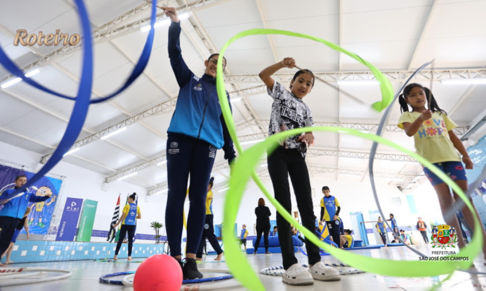 Crianças participam de atividade esportiva do Atleta Cidadão na Comunidade em São José dos Campos SJC
