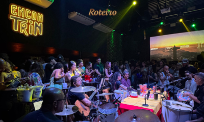 Show do projeto Encontrin com palco 360° e público no Pé na Areia Sports em SJC — foto divulgação