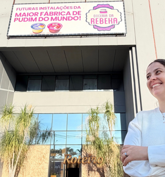 Rebeca Soares em frente à futura sede da Doces da Rebeka em São José dos Campos SJC
