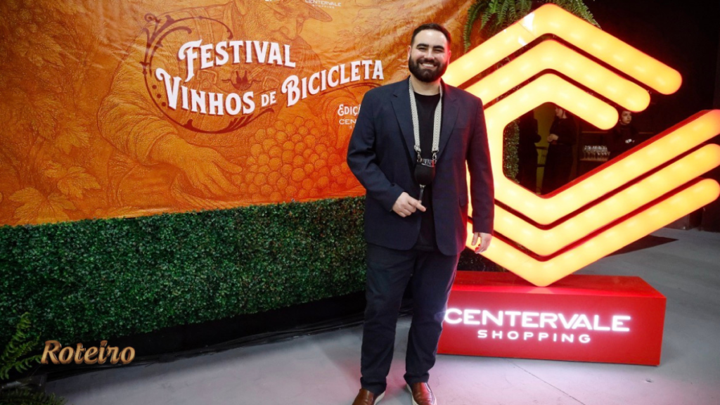 Rodrigo Ferraz sommelier e organizador do Festival Vinhos de Bicicleta em São José dos Campos