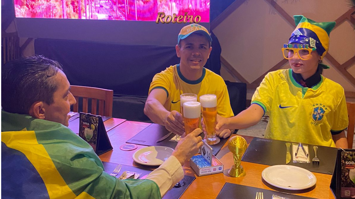 Churrascaria Estância Copa do Mundo, torcedores e telão