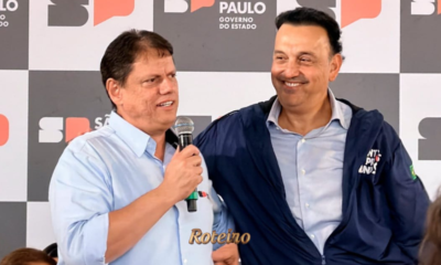 Governador Tarcísio de Freitas e vice Felicio Ramuth na entrega da nova escola estadual em SJC