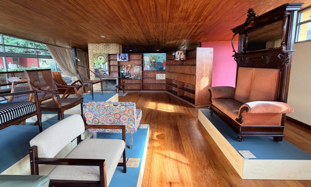 Museu Casa Brasileira SJC — exposicao na Residencia Olivo Gomes em Sao Jose dos Campos