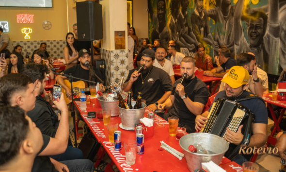 Resenha do Fabiano SJC gravacao ao vivo com musicos e publico no Espetinho do Papai em Sao Jose dos Campos