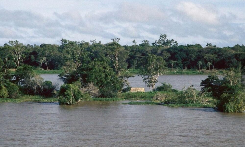 Rio Tapajós na Amazônia, cenário do evento Amazônia Viva Realidade Virtual em SJC