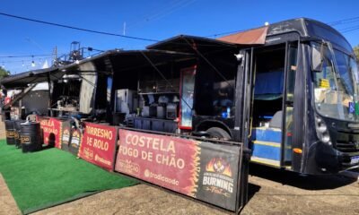 Busão do Churrasco no Burning Fest SJC 2026, atração itinerante de costela fogo de chão