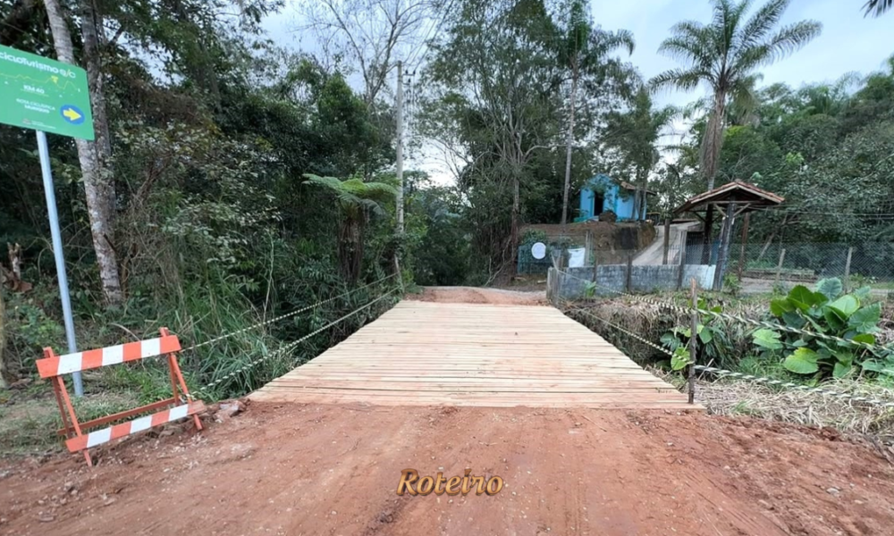 Cachoeira do Roncador SJC — nova ponte na Estrada José Theodoro de Azevedo, em São Francisco Xavier