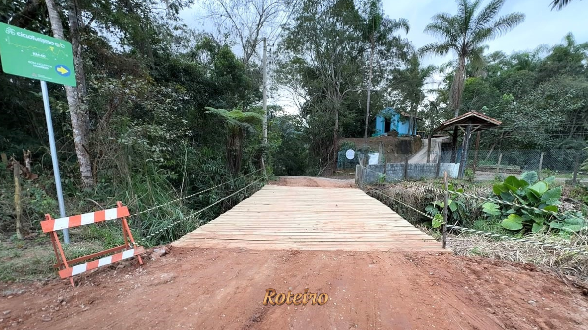 Cachoeira do Roncador SJC — nova ponte na Estrada José Theodoro de Azevedo, em São Francisco Xavier