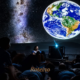 Planetário Urania Jardim Oriente projeta a Terra e a Via Láctea em 360°