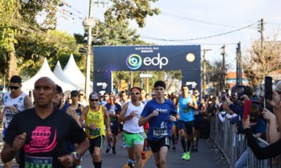 Corredores na largada da Corrida Eugênio de Melo, no Circuito EDP, em São José dos Campos