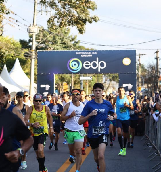 Corredores na largada da Corrida Eugênio de Melo, no Circuito EDP, em São José dos Campos