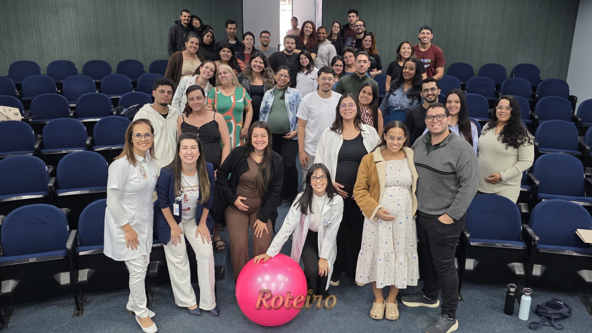 Parto seguro e humanizado: participantes do Curso de Gestantes do Hospital Municipal de SJC