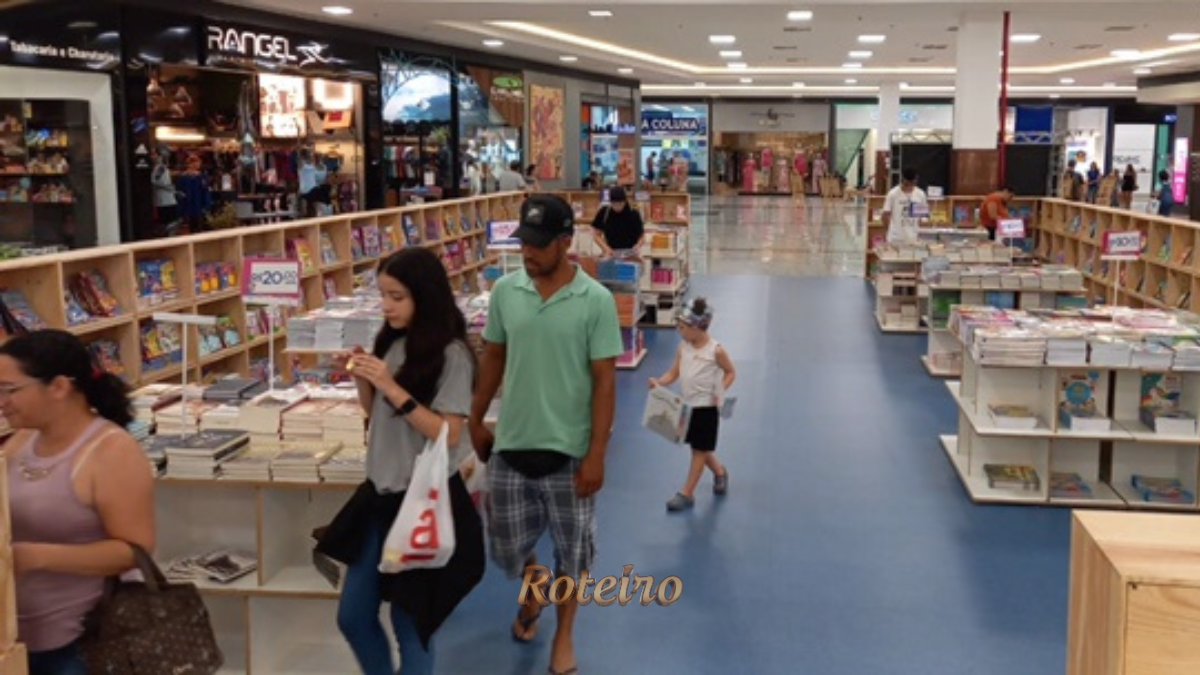 feira de livros sjc na Praça de Eventos do Shopping Jardim Oriente
