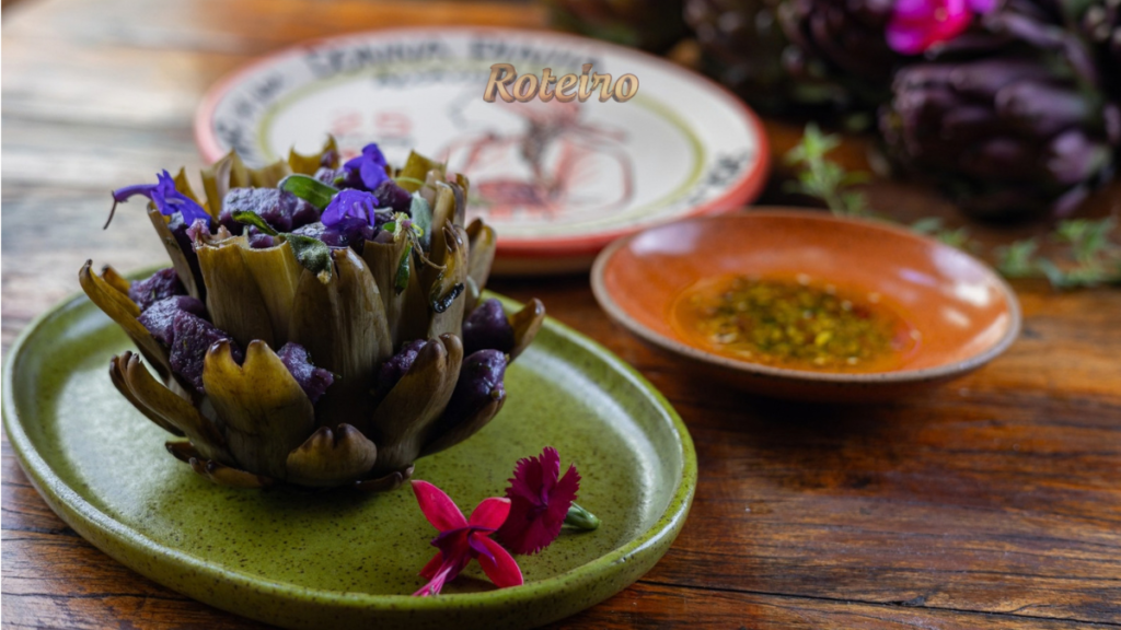 Festival da Alcachofra 2026: nhoque de batata-roxa aromatizado com azeite de sálvia servido dentro da alcachofra