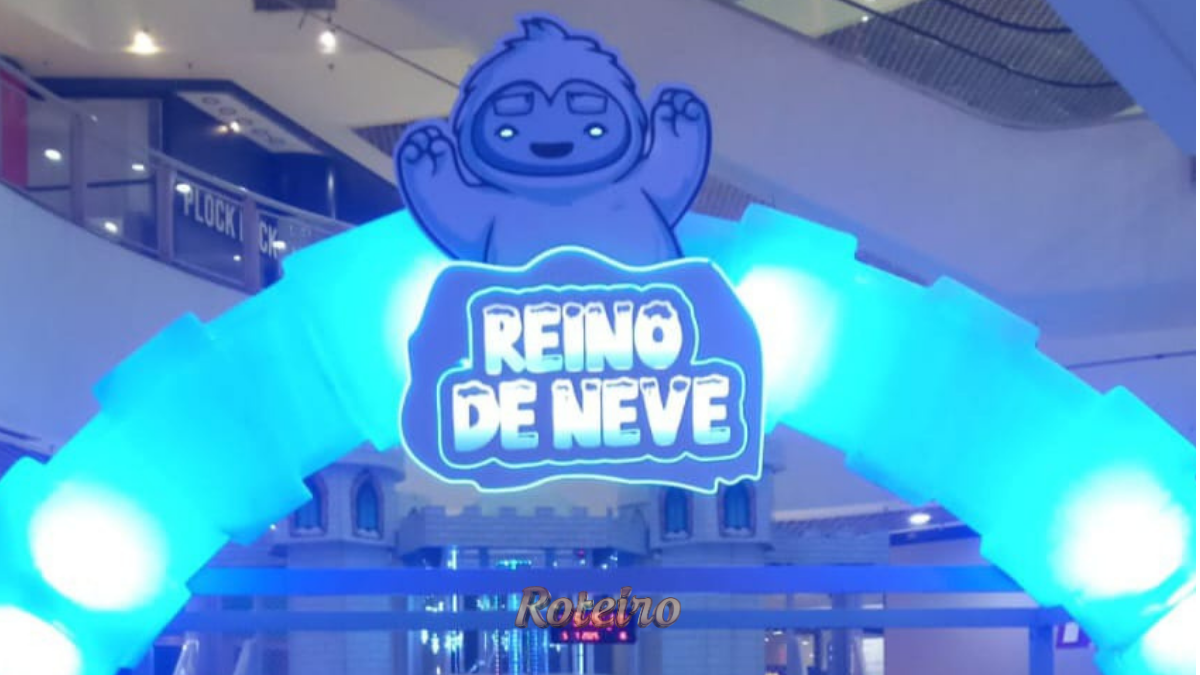 Reino de Neve SJC: portal de entrada iluminado no Shopping Jardim Oriente