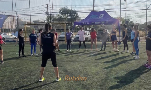 treino para mulheres empreendedoras sjc — participantes reunidas no aulão da DDF Fitness