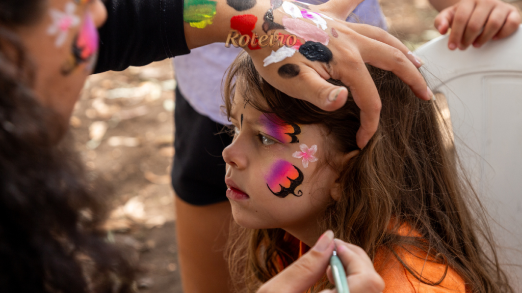 caminhada beneficente em SJC pintura facial infantil na Bebêminhada