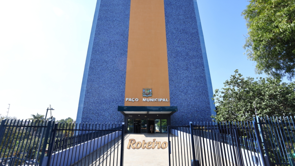 feriado de Finados SJC, entrada do Paço Municipal de São José dos Campos