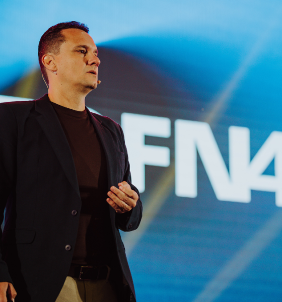 Impacto FN 4 SJC – Fábio Nascimento palestra no palco do PIT