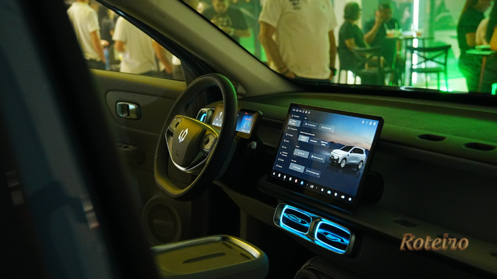 Leapmotor B10 REEV SJC, painel e volante do SUV