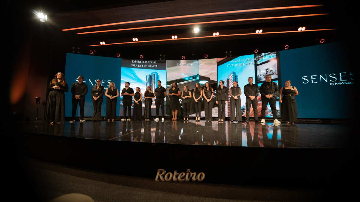 Senses MVituzzo em SJC equipe SUAIMOBI no palco do Meeting SENSES