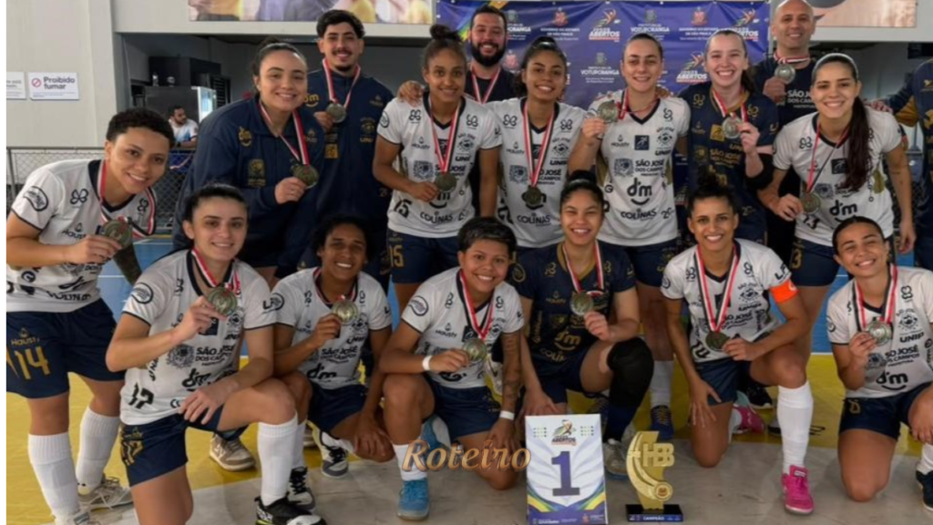 Futsal feminino de São José dos Campos campeão invicto dos Jogos Abertos